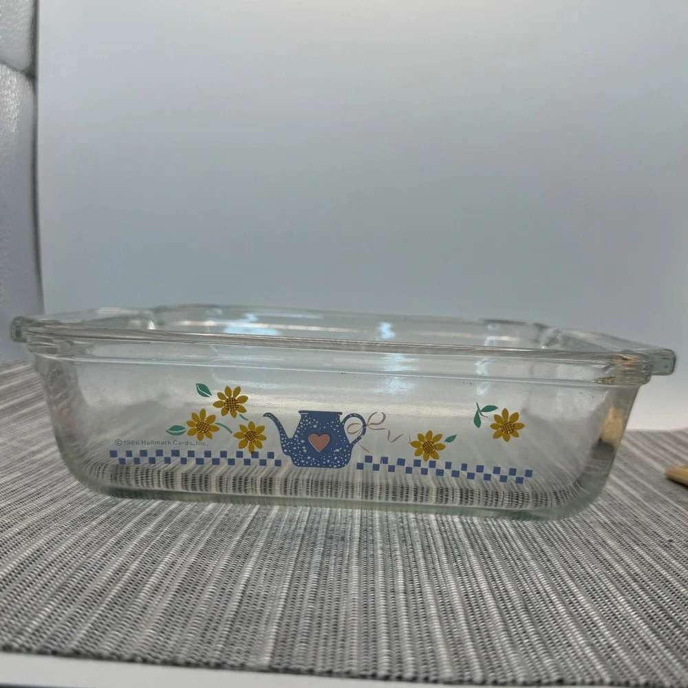 Anchor Hocking Hallmark Glass Baking Dish 8x8 2qt Sunflowers Teapot Vintage 1986